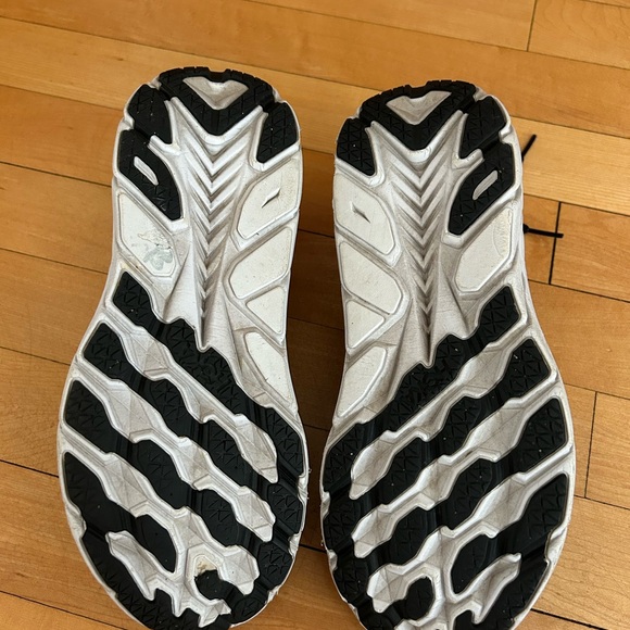 Hoka one one women’s Clifton 8 shoes sneakers - Picture 10 of 11